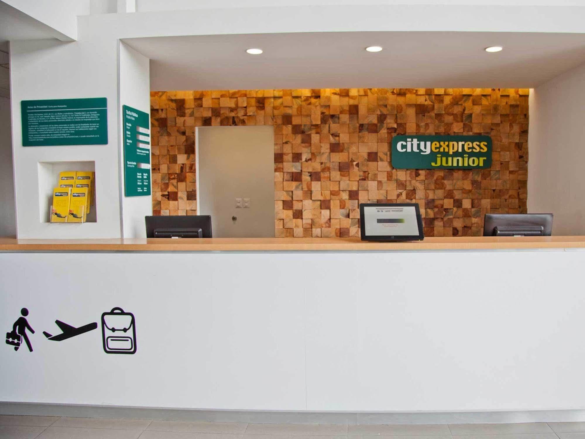 City Express Junior By Marriott Ciudad Del Carmen Aeropuerto Exteriér fotografie